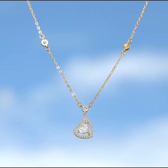 Minimalist Heart Shape Necklace 925 Sterling Silver Gold Plated - Picture 1 of 1